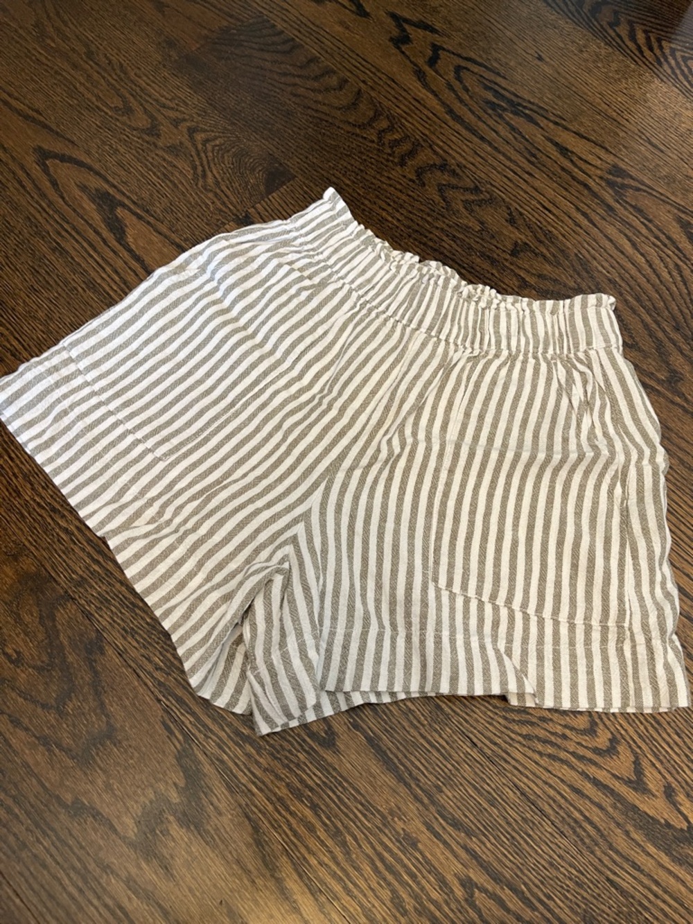 Abercrombie & Fitch Women's High-Waist Striped Shorts - greenish/gray and white